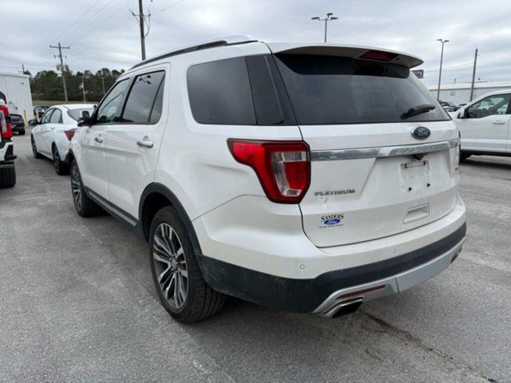 Used 2017 Ford Explorer Platinum SUV