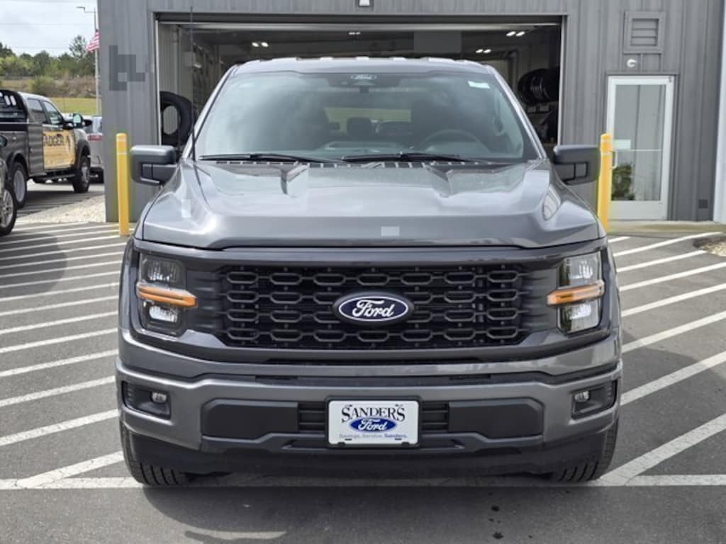 New 2025 Ford F-150 STX STX 2WD SuperCrew 5.5 Box