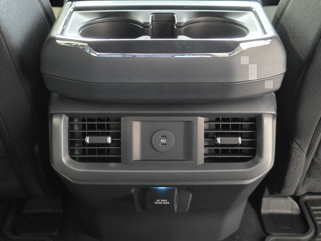 2025 Ford F-150 XLT - Photo 28