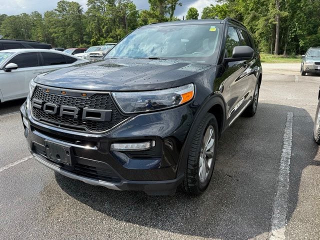 2020 Ford Explorer XLT 4WD's photo