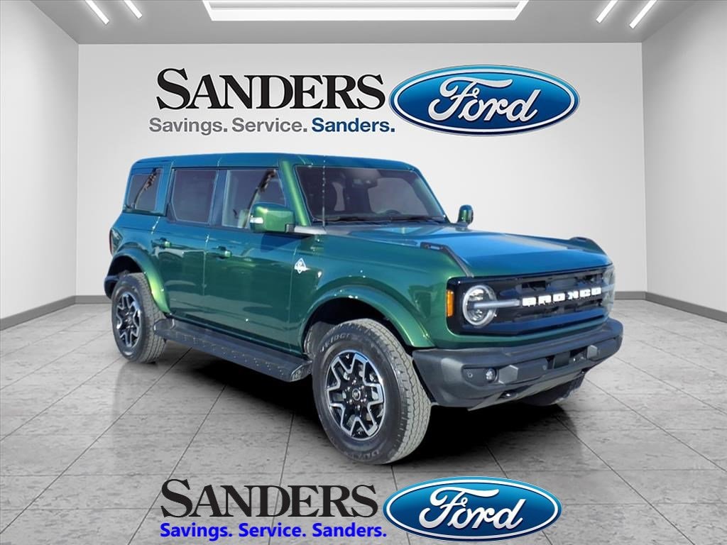 2025 Ford Bronco 4-Door Outer Banks's photo