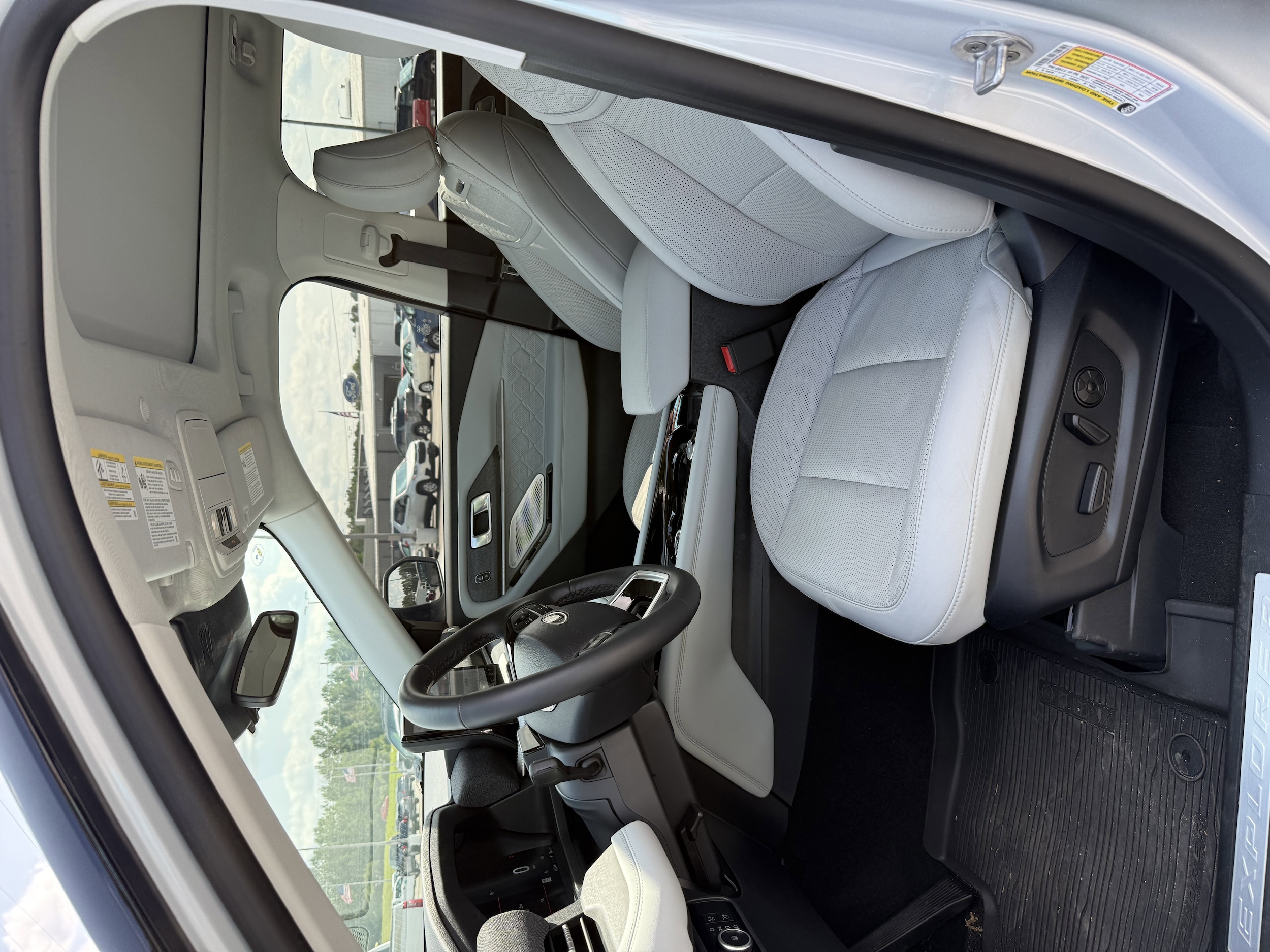 Used 2025 Ford Explorer Platinum with VIN 1FMWK8HC8SGB56679 for sale in Jacksonville, NC