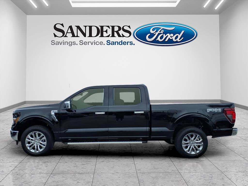 New 2025 Ford F-150 XLT XLT 4WD SuperCrew 6.5 Box
