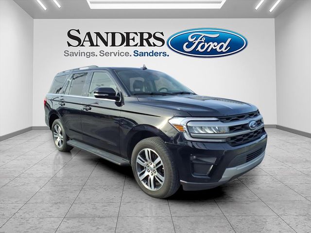 2024 Ford Expedition XLT's photo