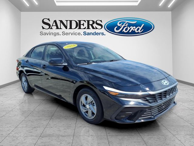 2024 Hyundai Elantra SE