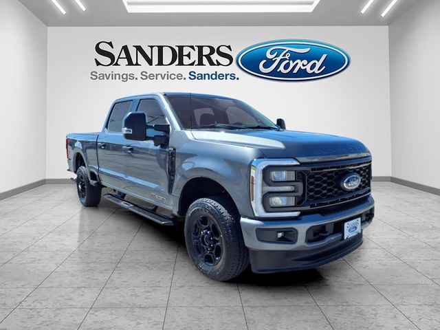2024 Ford F-250 XL 4x4 Crew Cab 6-3/4' Box's photo