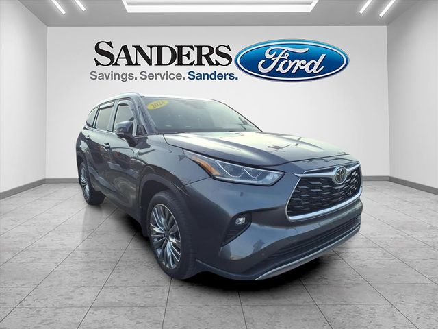 2024 Toyota Highlander Platinum's photo