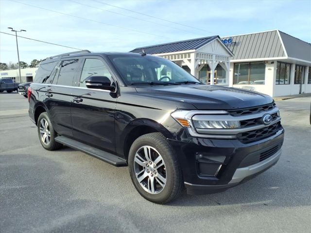 2024 Ford Expedition XLT's photo