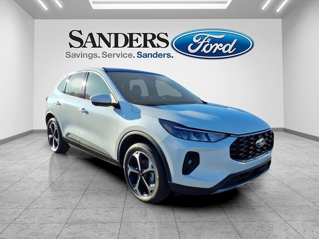 2026 Ford Escape ST-Line Select's photo