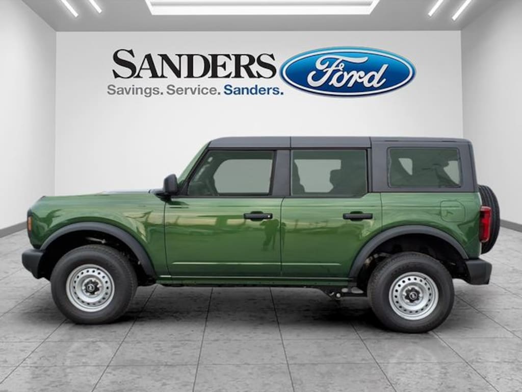 New 2025 Ford Bronco Base SUV