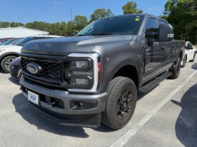 2024 Ford F-250 XL 4x4 Crew Cab 6-3/4' Box's photo