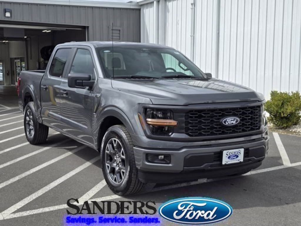 New 2025 Ford F-150 STX STX 2WD SuperCrew 5.5 Box