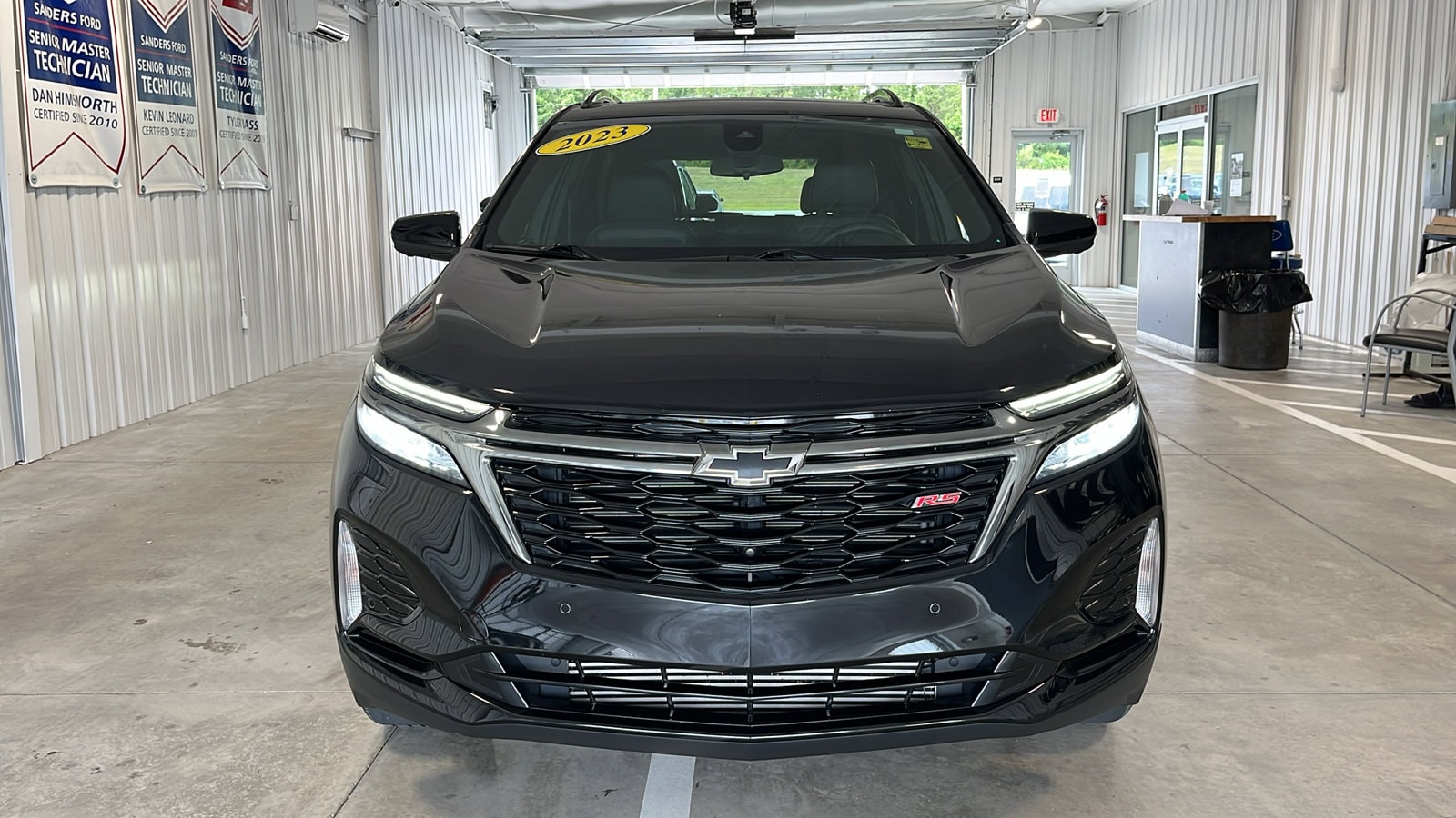 Used 2023 Chevrolet Equinox RS with VIN 3GNAXMEG6PL122945 for sale in Jacksonville, NC