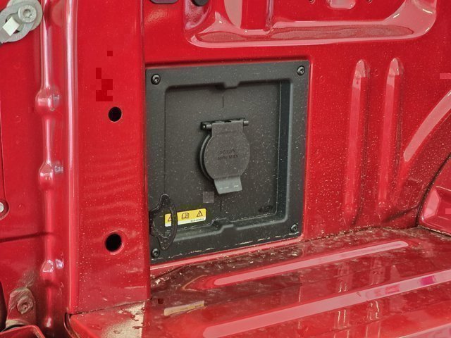 2025 Ford F-150 XLT - Photo 30