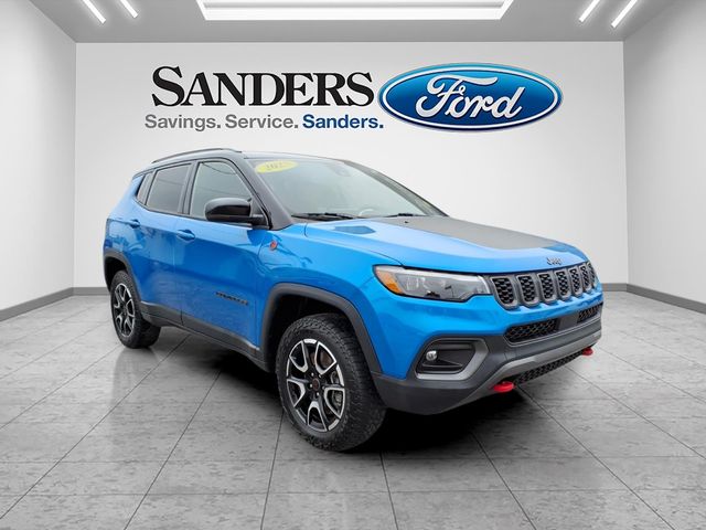 2025 Jeep Compass Trailhawk