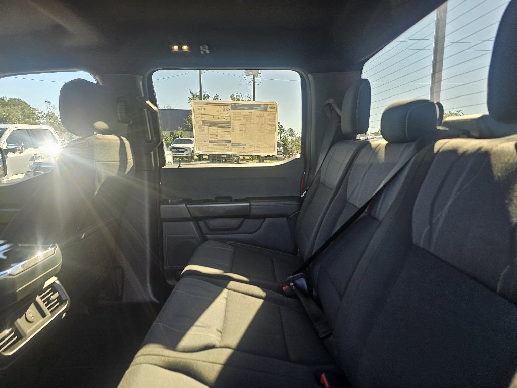 2025 Ford F-150 STX - Photo 6