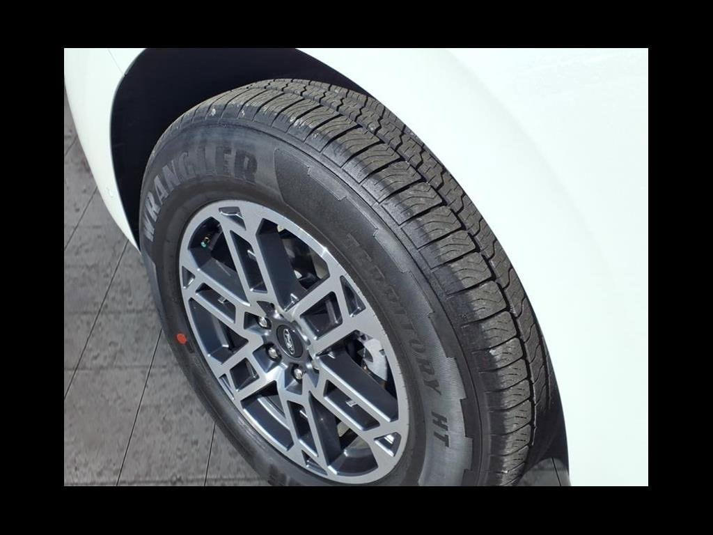 New 2025 Ford Expedition Max Active Active 4x2