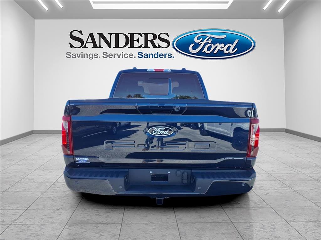 New 2025 Ford F-150 XLT XLT 2WD SuperCrew 5.5 Box