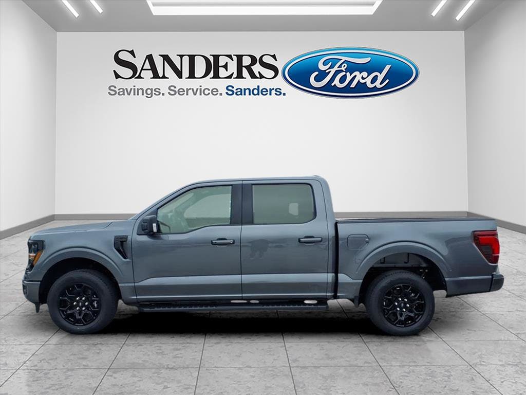 New 2025 Ford F-150 XLT XLT 2WD SuperCrew 5.5 Box