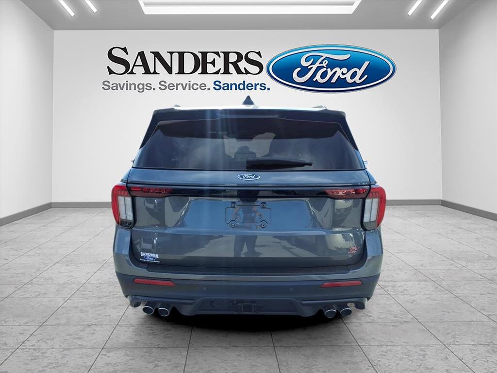 2026 Ford Explorer ST photo 2