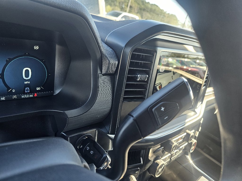 2025 Ford F-150 STX - Photo 18