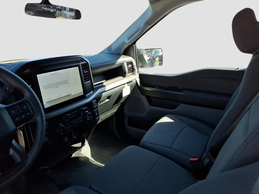 2025 Ford F-150 XL - Photo 8