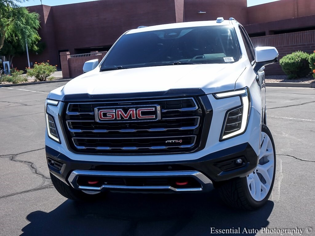 2025 Gmc Yukon AT4 photo 3