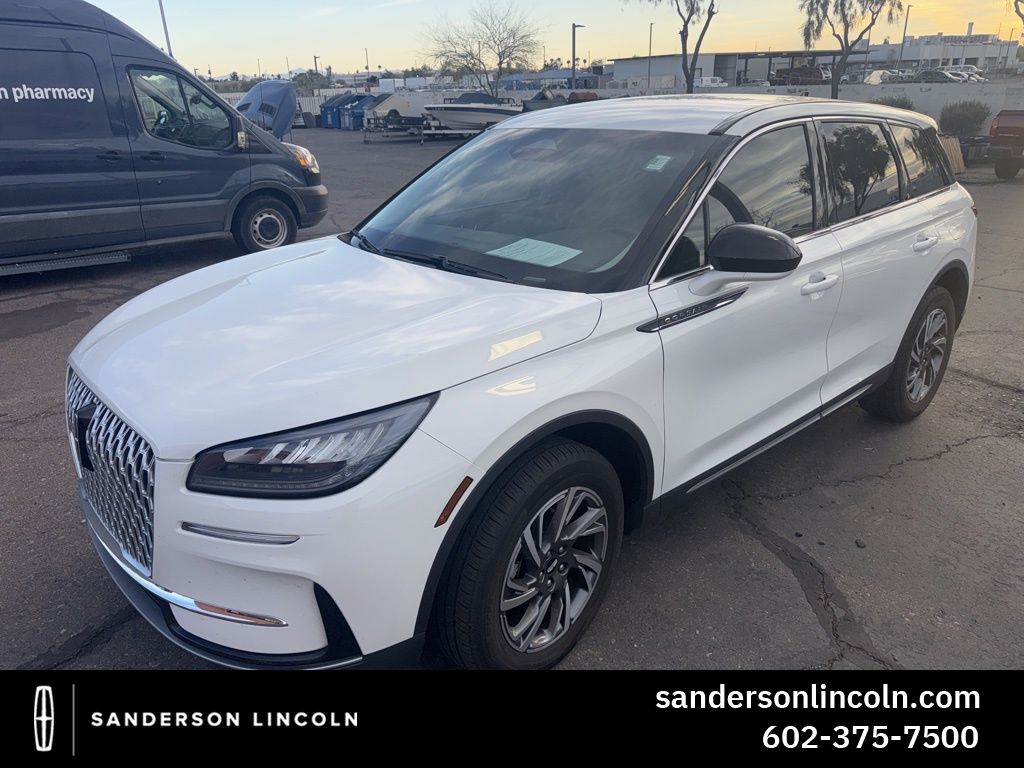 2023 Lincoln Corsair Base