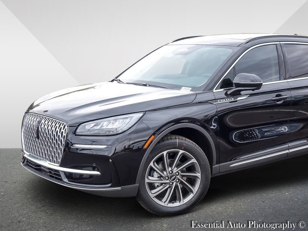 2025 Lincoln Corsair Premiere photo 2
