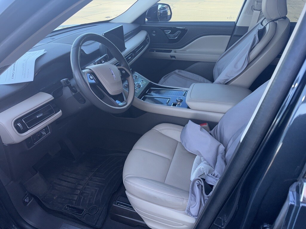 2023 Lincoln Aviator Reserve photo 2