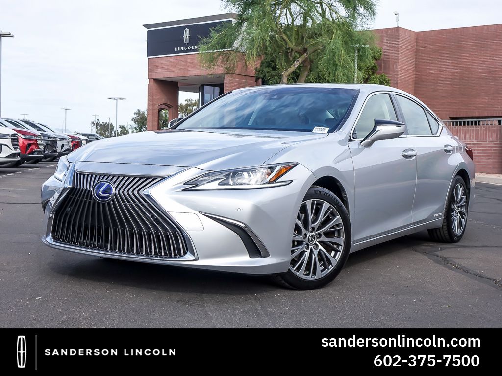 2019 Lexus ES Hybrid 300h