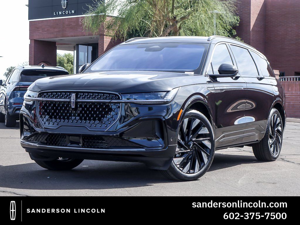 2024 Lincoln Nautilus Black Label AWD's photo