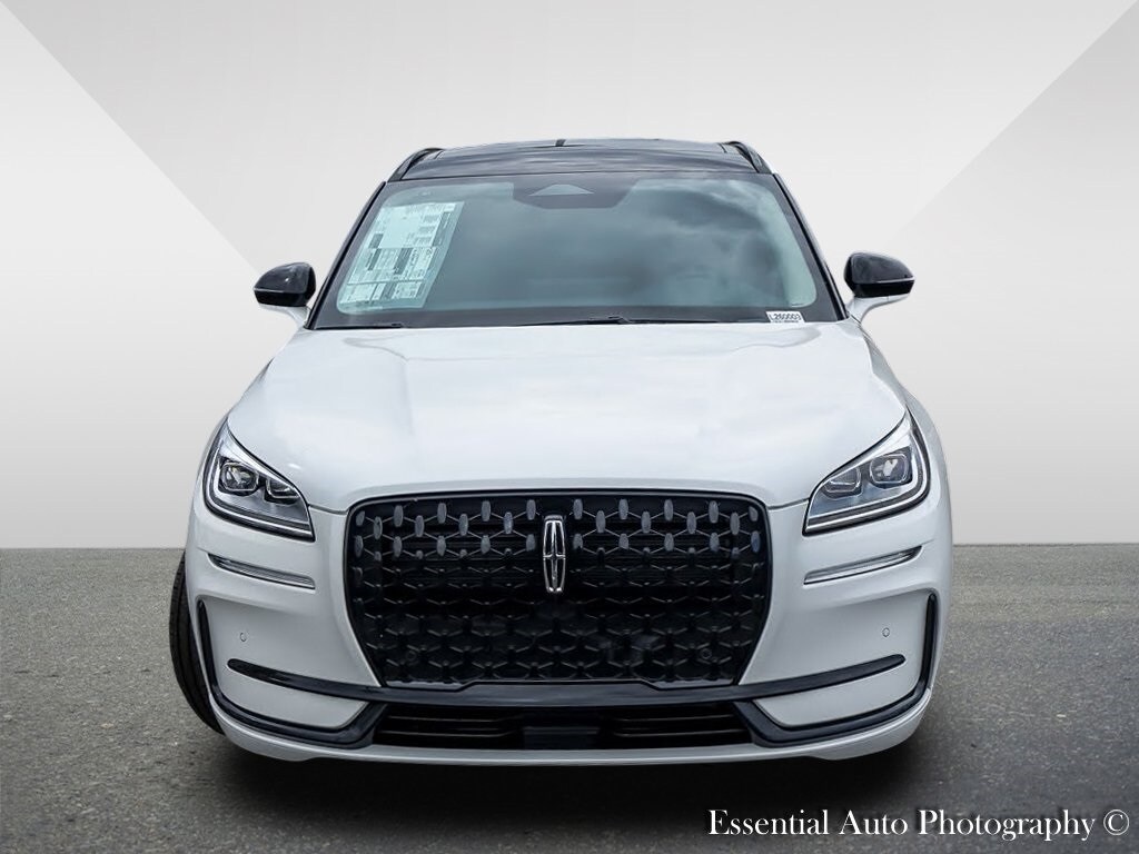 2026 Lincoln Corsair Reserve photo 4