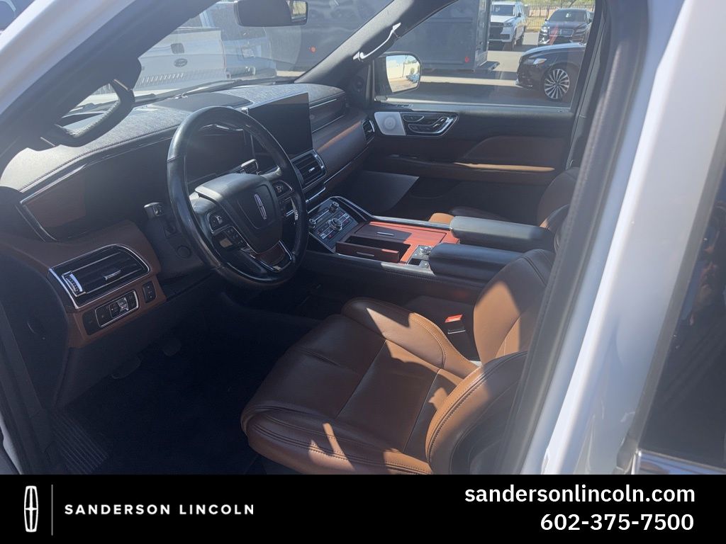 2023 Lincoln Navigator Reserve 4WD's photo