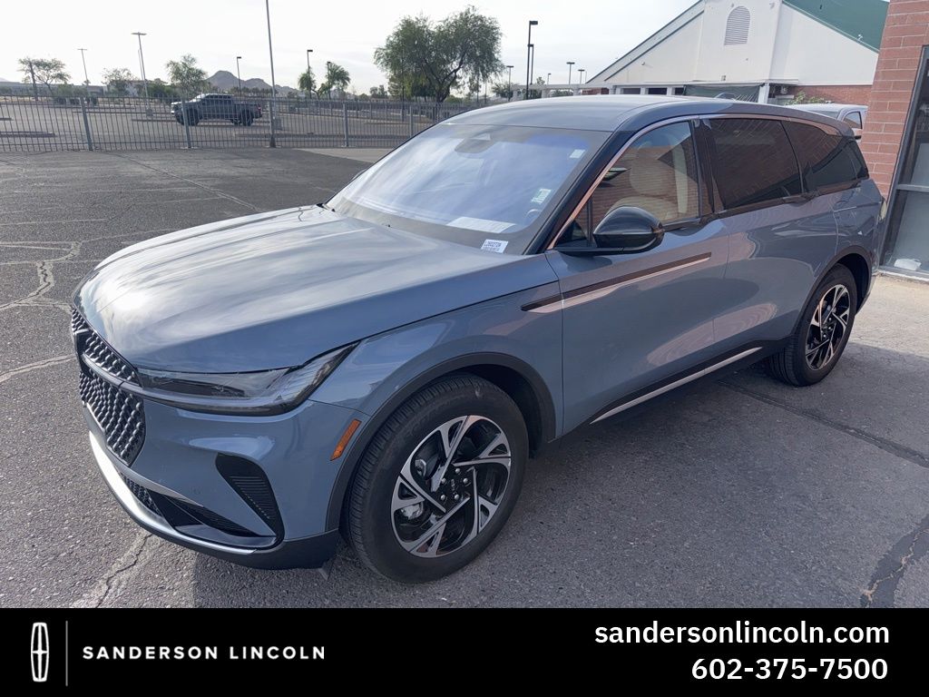 2025 Lincoln Nautilus Premiere AWD's photo