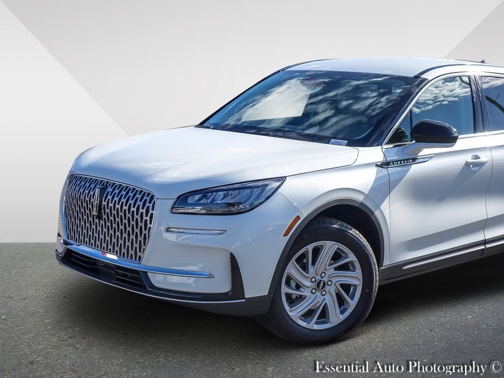 2025 Lincoln Corsair Premiere photo 2