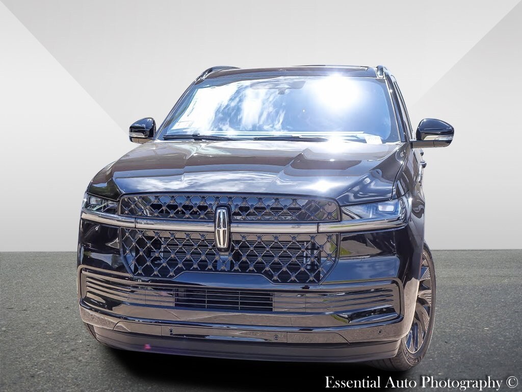 2025 Lincoln Navigator L Reserve photo 4