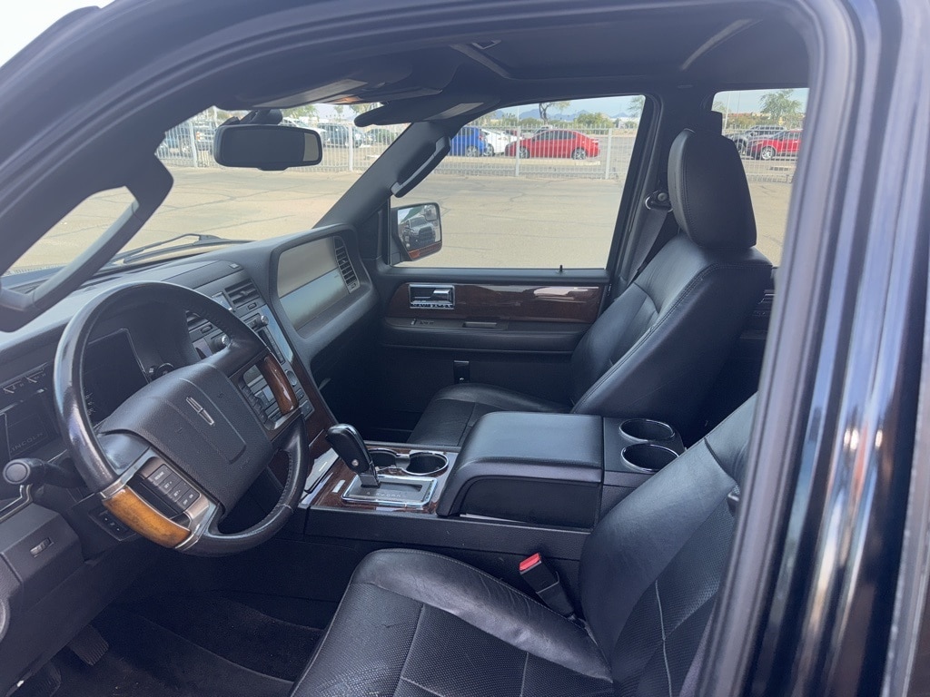 Used 2014 Lincoln Navigator Base SUV