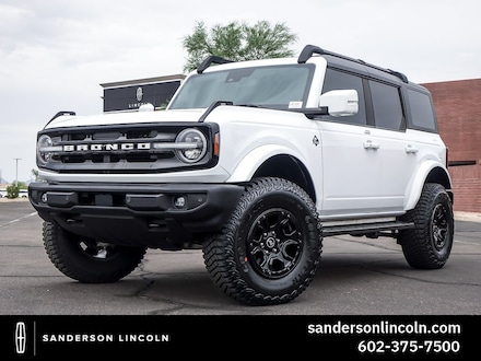 2022 Ford Bronco Outer Banks SUV