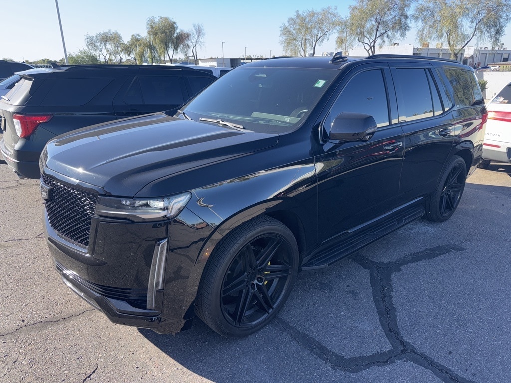 2022 Cadillac Escalade Luxury's photo