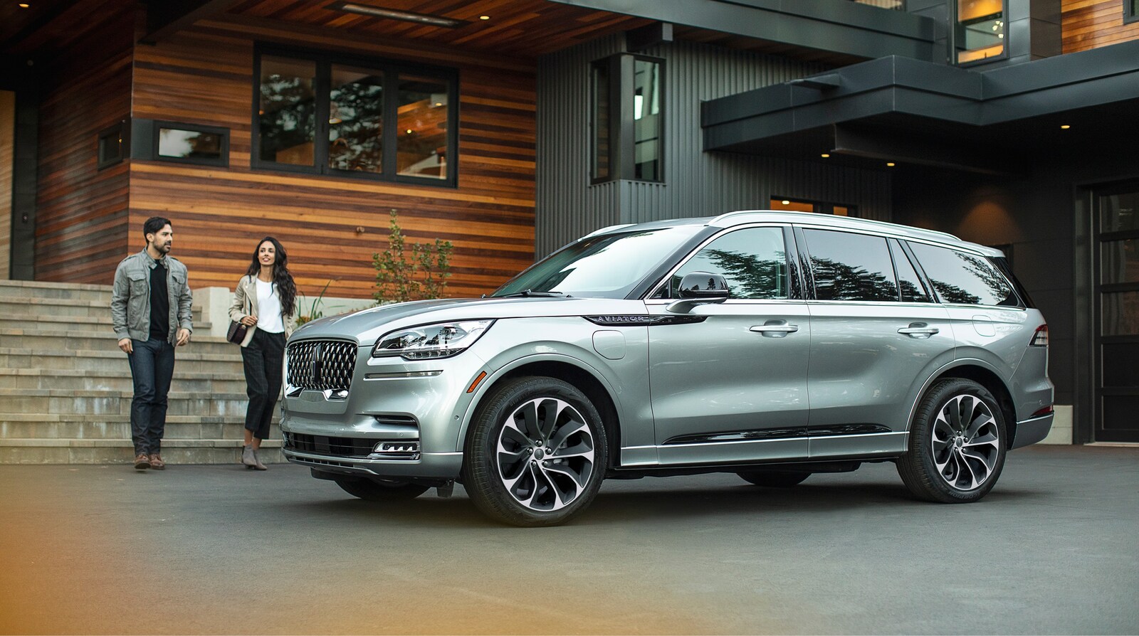 Sanderson Lincoln New Lincoln dealership in Phoenix, AZ 85023