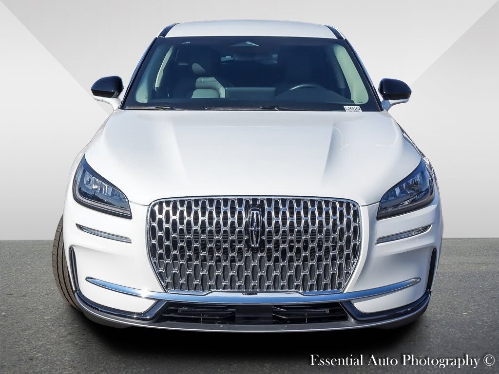 2025 Lincoln Corsair Premiere photo 4