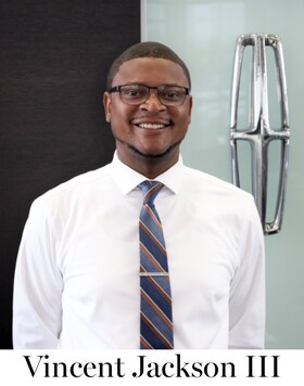 Staff member Vincent Jackson from 71afdd646860