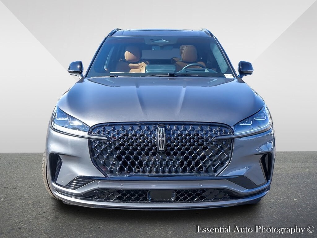 2025 Lincoln Aviator Black Label photo 4