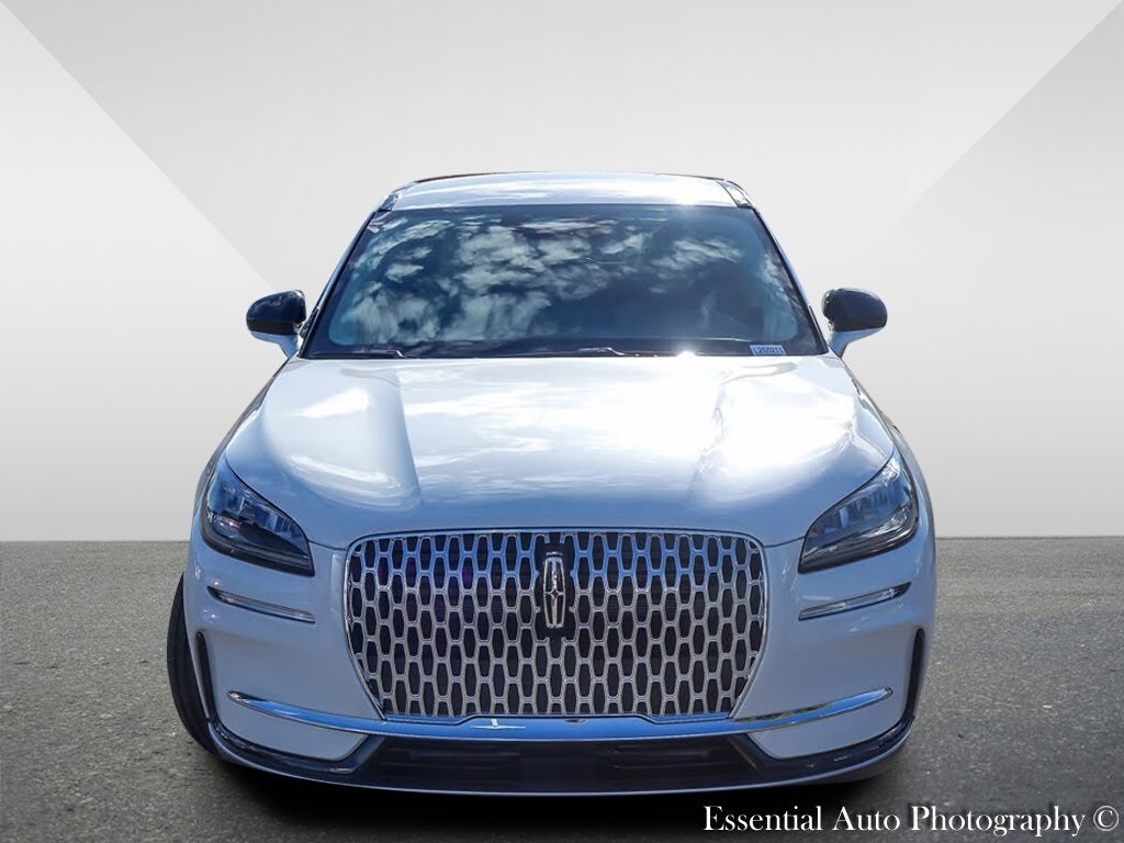 2025 Lincoln Corsair Premiere photo 4
