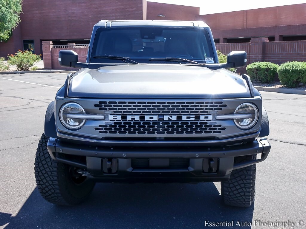 2023 Ford Bronco Badlands photo 4