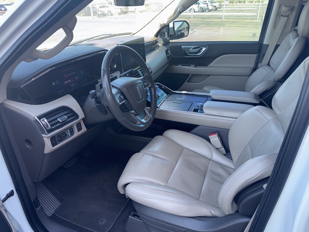 2022 Lincoln Navigator Reserve photo 2