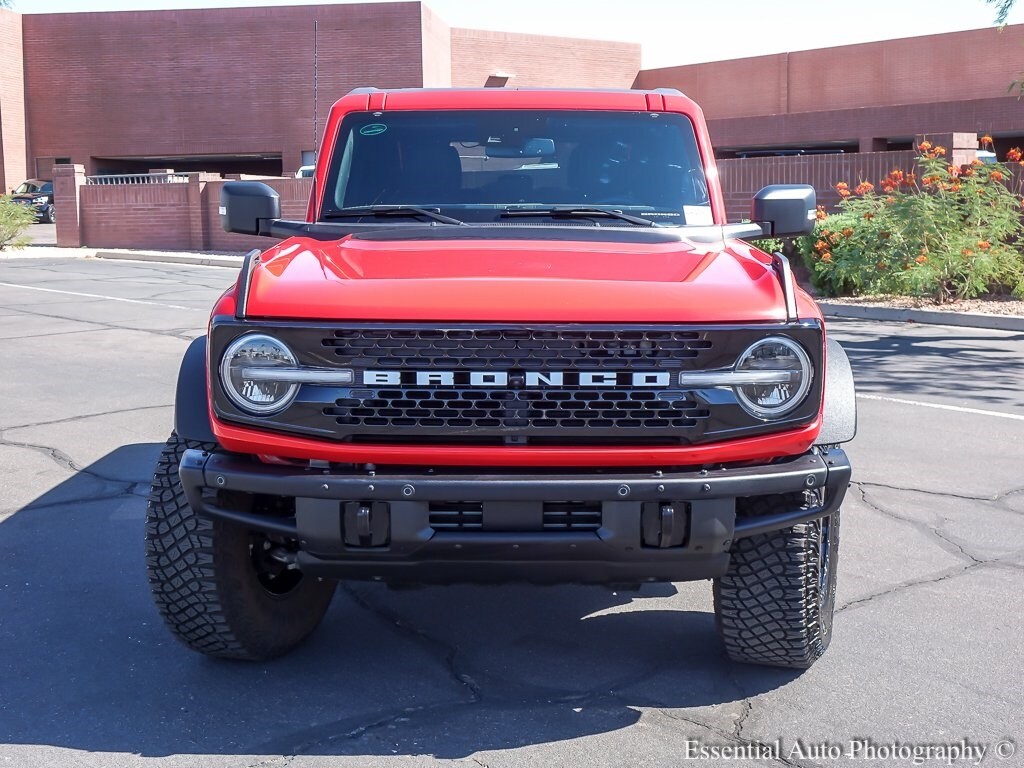 2024 Ford Bronco Wildtrak photo 3