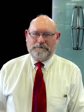 Staff member Duane Dykstra from 71afdd646860