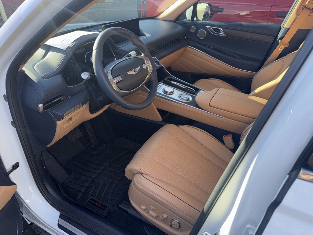 2023 Genesis GV80 2.5T photo 2
